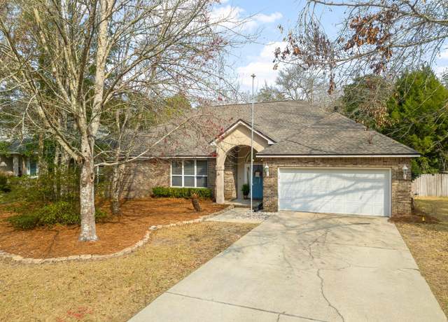 Property at 4477 Woodbridge Rd, Niceville, FL 32578, 4 beds, 2 baths