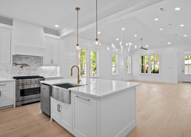 Property at 120 Summer Breeze Ln, Santa Rosa Beach, FL 32459, 4 beds, 3 baths