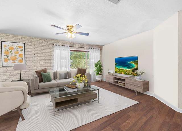 Property at 139 Bryn Mawr Blvd, Mary Esther, FL 32569, 4 beds, 2 baths