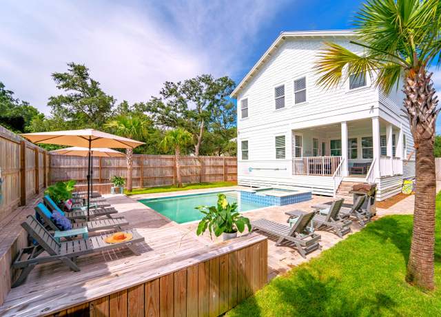 Property at 82 Sunfish St, Destin, FL 32541, 8 beds, 8 baths