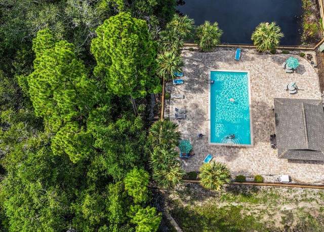 Property at 1762 Sound Haven Ct, Navarre, FL 32566, 4 beds, 2.5 baths