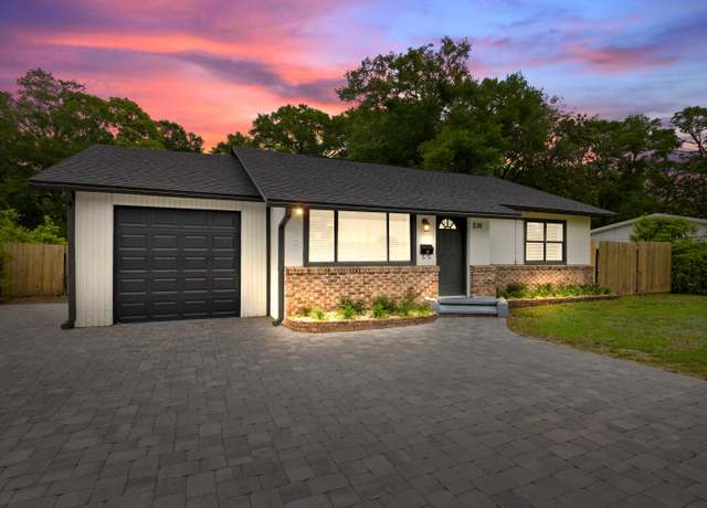Property at 236 Chicago Ave, Valparaiso, FL 32580, 3 beds, 2 baths