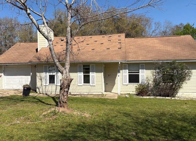 Property at 368 John King Rd, Crestview, FL 32539, 3 beds, 2 baths