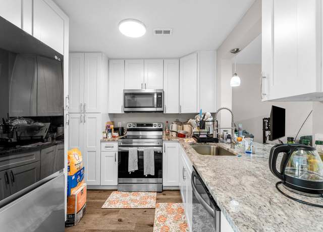 Property at 710 Legion Dr Unit p2,o3,o4, Destin, FL 32541, 6 beds, 3 baths