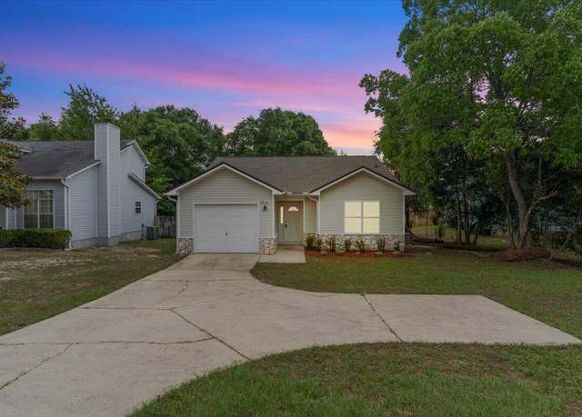 Property at 2932 Stillwell Blvd, Crestview, FL 32539, 3 beds, 2 baths