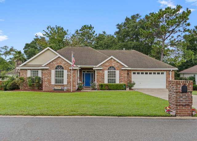 Property at 4676 Lovegrass Ln, Crestview, FL 32539, 3 beds, 2.5 baths