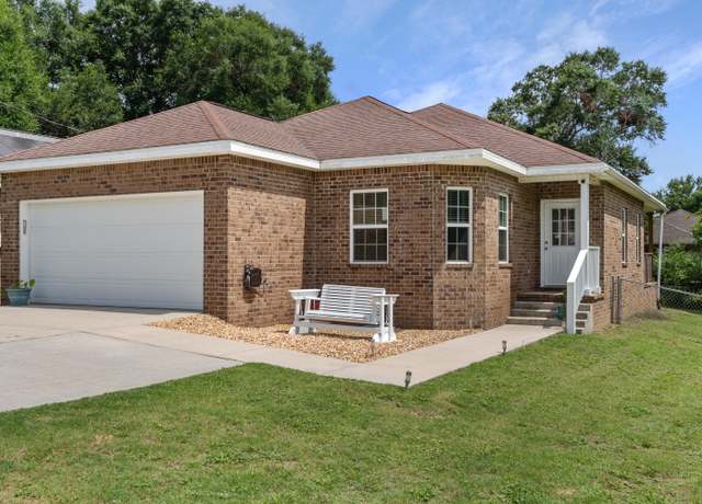 Property at 2920 Patch Ave, Crestview, FL 32539, 3 beds, 2 baths