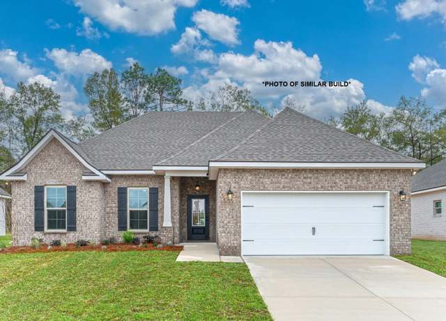 Property at 2702 Louis Cir, Crestview, FL 32536, 3 beds, 2 baths