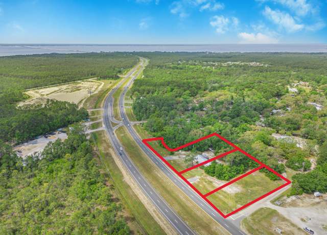 Property at 19228 US-331, Freeport, FL 32439, 3 beds, 2 baths