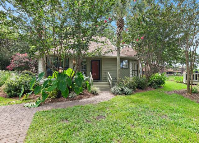 Property at 183 Cove Dr, Miramar Beach, FL 32550, 2 beds, 2 baths