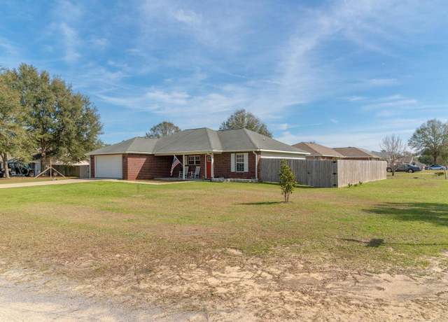 Property at 5191 Quince Ave, Crestview, FL 32539, 3 beds, 2 baths