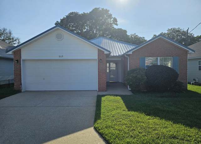 Property at 906 Lauderhill Ln, Fort Walton Beach, FL 32547, 3 beds, 2 baths