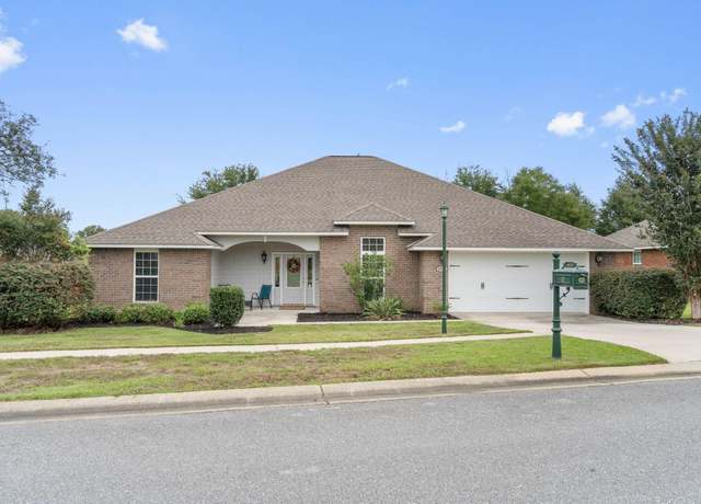 Property at 4670 Chanteuse Pkwy, Crestview, FL 32539, 4 beds, 2.5 baths