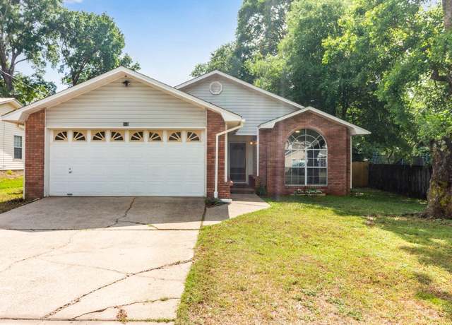 Property at 960 Valley Rd, Crestview, FL 32539, 3 beds, 2 baths