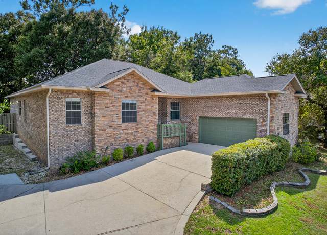 Property at 603 Red Fern Rd, Crestview, FL 32536, 4 beds, 2 baths