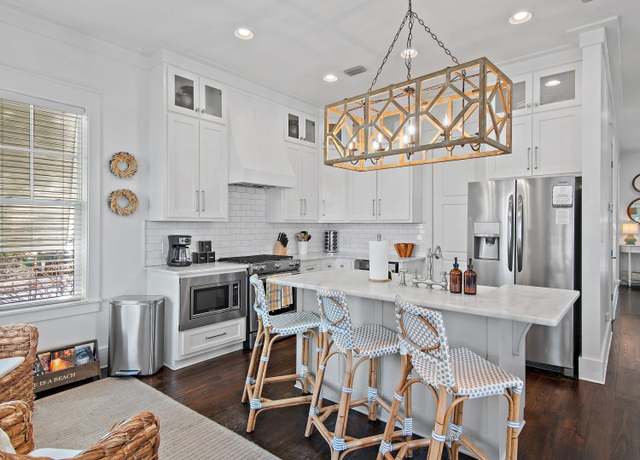 Property at 8 Hiker St, Santa Rosa Beach, FL 32459, 4 beds, 3.5 baths