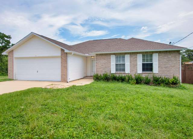 Property at 167 Nicole Ln, Crestview, FL 32539, 3 beds, 2 baths