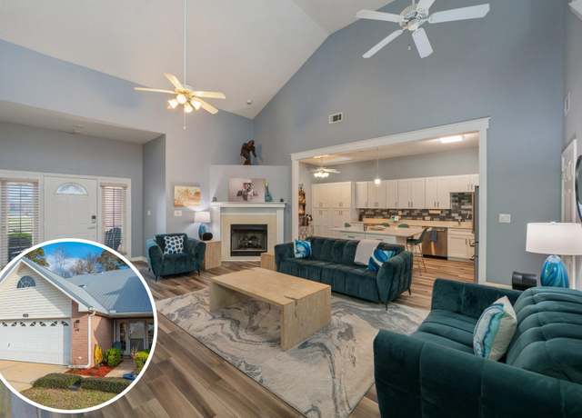 Property at 1966 Woodcrest Rdg, Fort Walton Beach, FL 32547, 3 beds, 2.5 baths