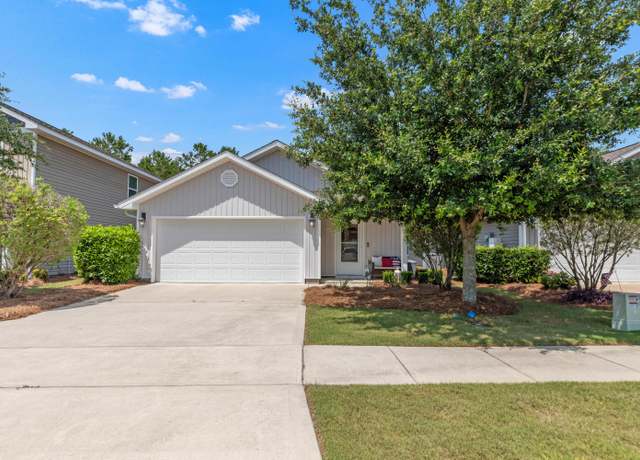 Property at 595 Earl Godwin Rd, Freeport, FL 32439, 3 beds, 2 baths