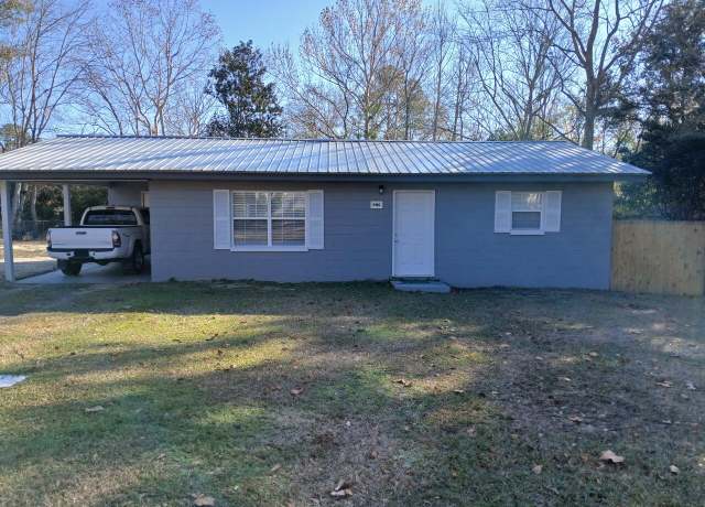 Property at 906 N Taylor St, Bonifay, FL 32425, 3 beds, 1 bath