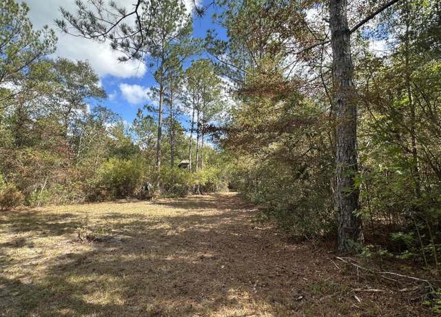 Property at 20 AC Lacey Ln, Crestview, FL 32536