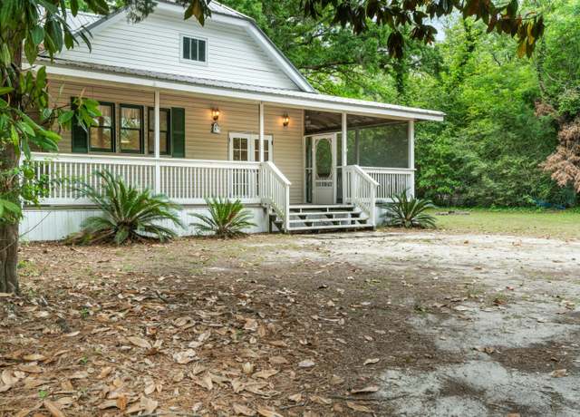 Property at 126 Mchenry Rd, FL 32433, 2 beds, 2 baths