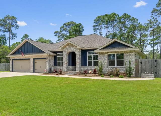 Property at 2221 Pepper Dr, Navarre, FL 32566, 4 beds, 3 baths