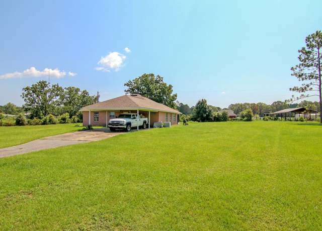 Property at 924 Hwy C4A, Baker, FL 32531, 3 beds, 2 baths