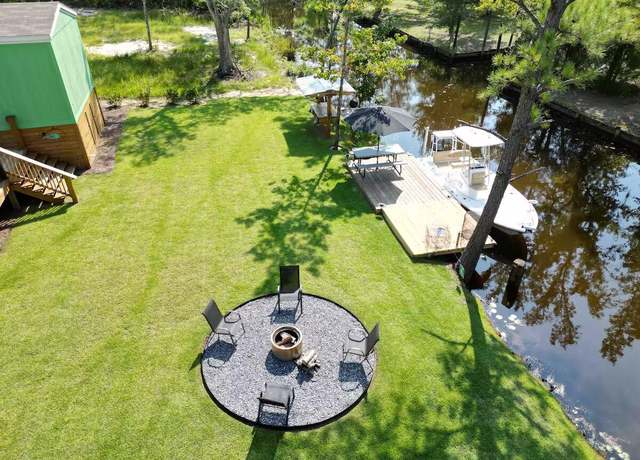 Property at 335 Wilson Way, Freeport, FL 32439, 2 beds, 1 bath