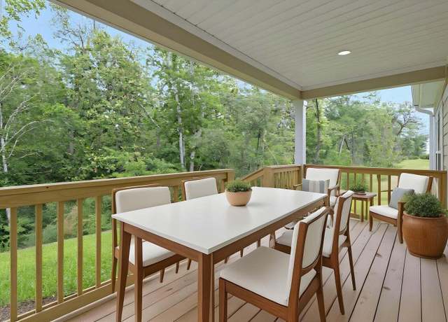 Property at 56 Riverwalk Cir, Freeport, FL 32439, 4 beds, 2 baths