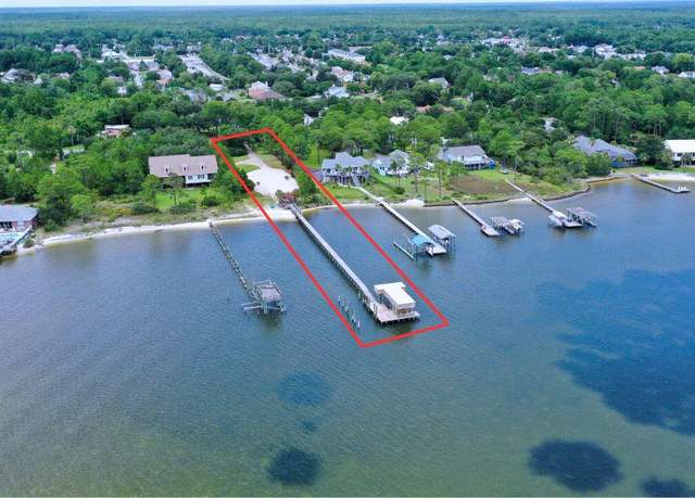 Property at 492 Parish Blvd, Mary Esther, FL 32569