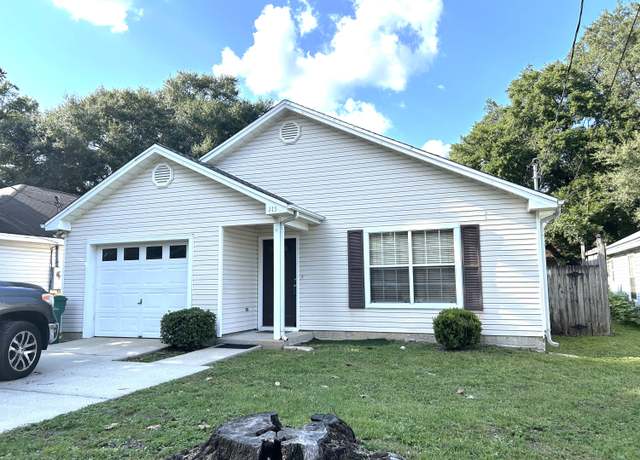 Property at 115 Oakhill Ave, Fort Walton Beach, FL 32547, 3 beds, 2 baths