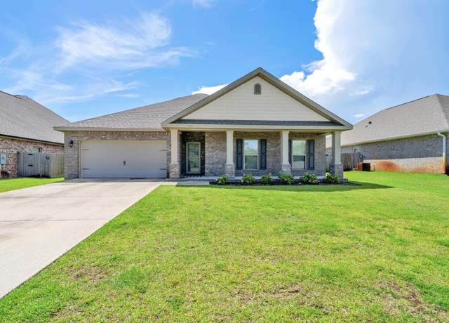 Property at 3527 Turquoise Dr, Navarre, FL 32566, 4 beds, 2.5 baths