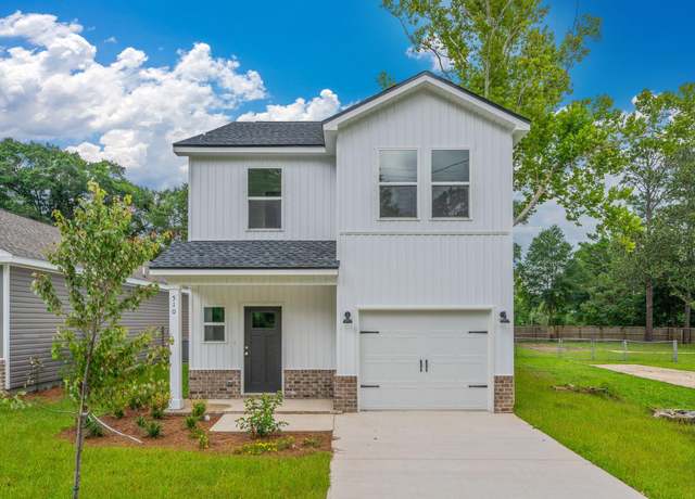 Property at 510 Lee Ave, Crestview, FL 32539, 3 beds, 2.5 baths