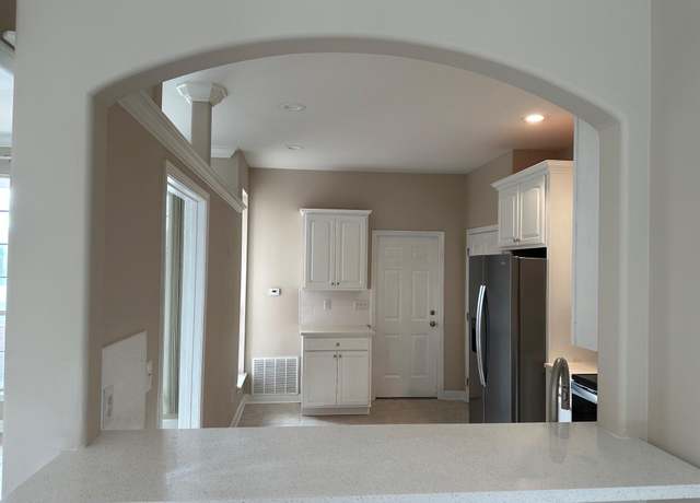 Property at 287 Stahlman Ave, Destin, FL 32541, 3 beds, 2 baths