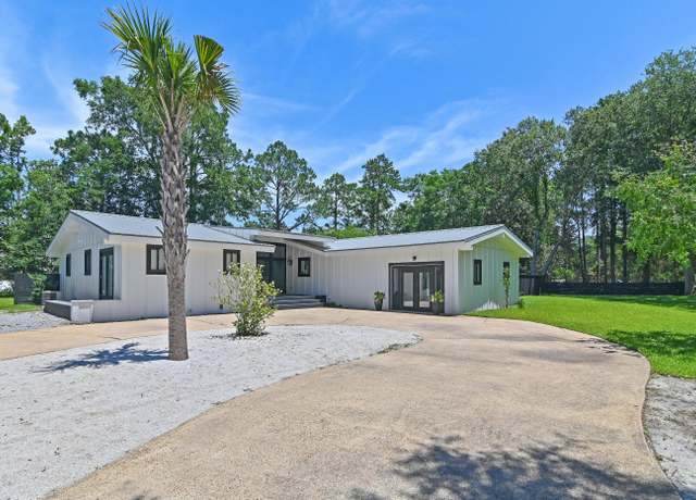 Property at 128 Ricker Ave, Santa Rosa Beach, FL 32459, 4 beds, 4.5 baths