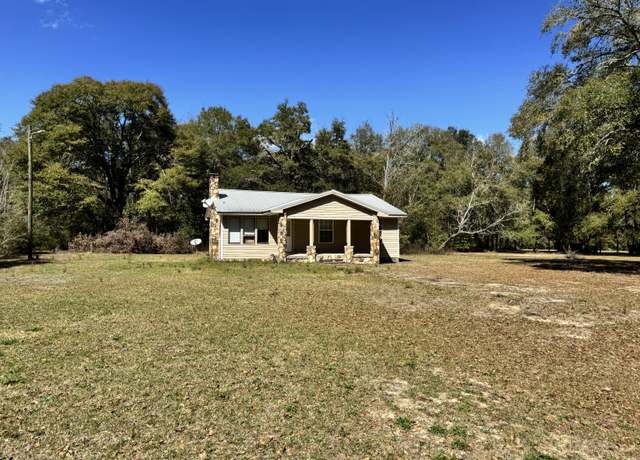 Property at 3105 Zadie Ln, Crestview, FL 32539, 3 beds, 1 bath