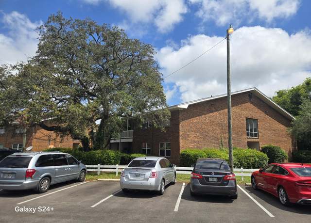 Property at 609 COLONIAL Dr Unit 2, Fort Walton Beach, FL 32547, 3 beds, 2 baths