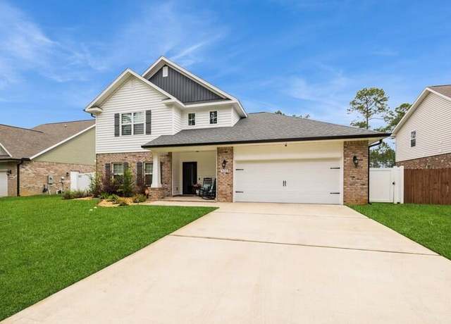 Property at 9608 Creets Landing Dr, Navarre, FL 32566, 4 beds, 2.5 baths
