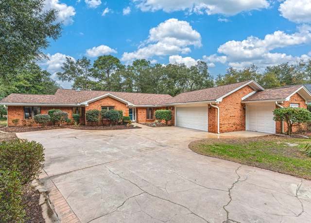 Property at 603 W Birkdale Cir, Niceville, FL 32578, 3 beds, 2.5 baths