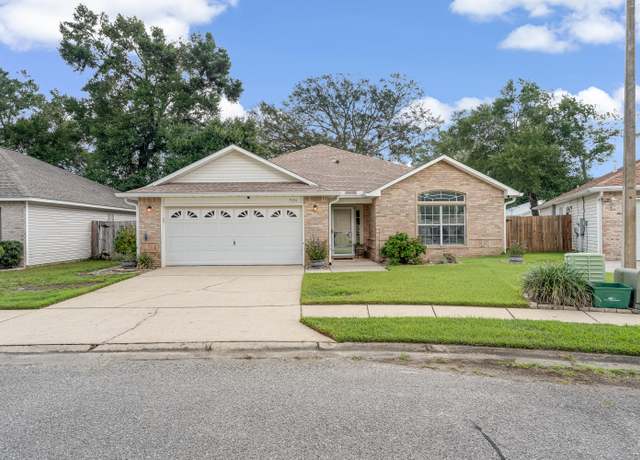 Property at 926 Scenic Oak Ln, Fort Walton Beach, FL 32547, 3 beds, 2 baths