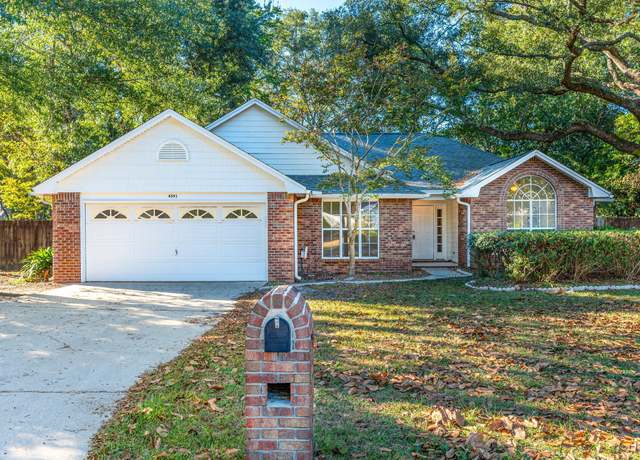 Property at 4591 Scarlet Dr, Crestview, FL 32539, 3 beds, 2 baths
