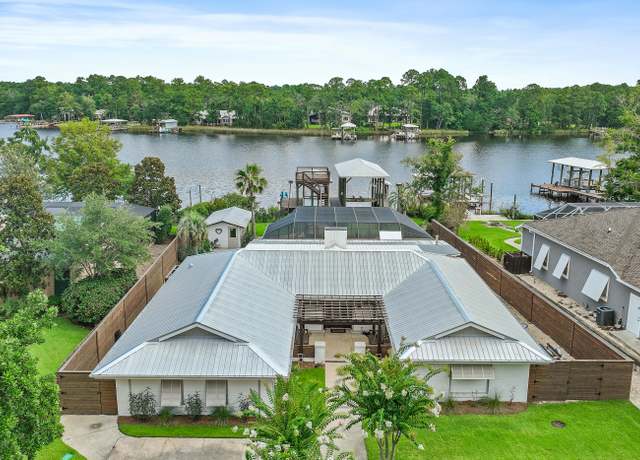 Property at 772 Bay Grove Rd, Freeport, FL 32439, 3 beds, 3.5 baths