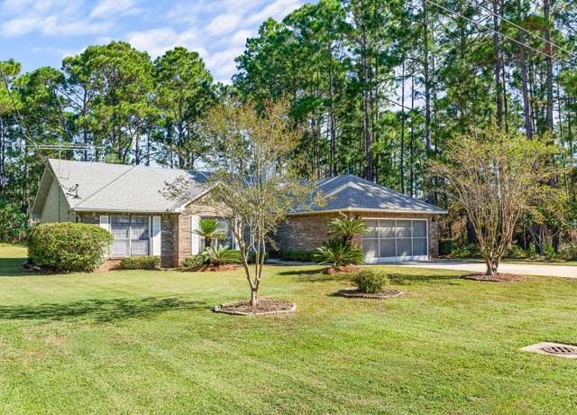 Property at 6536 Liberty St, Navarre, FL 32566, 3 beds, 2 baths