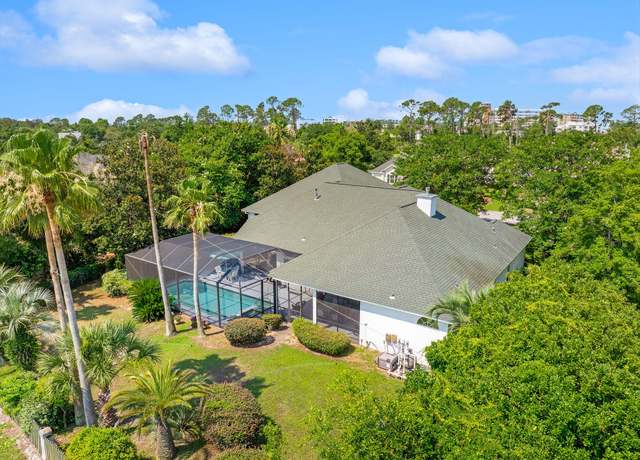 Property at 104 Golf Dr, Panama City Beach, FL 32408, 3 beds, 2 baths