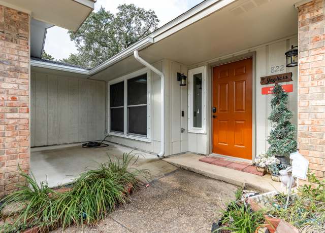 Property at 822 Laurel Dr, Fort Walton Beach, FL 32547, 3 beds, 2 baths