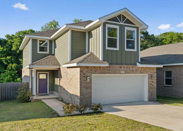 Property at 1511 23Rd St, Niceville, FL 32578, 4 beds, 3.5 baths