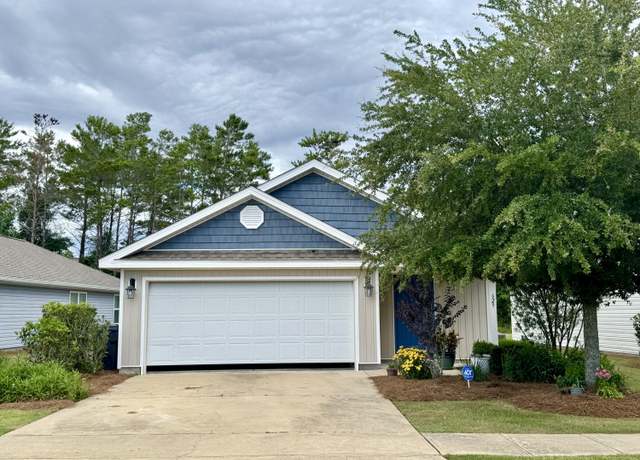 Property at 629 Earl Godwin Rd, Freeport, FL 32439, 3 beds, 2 baths
