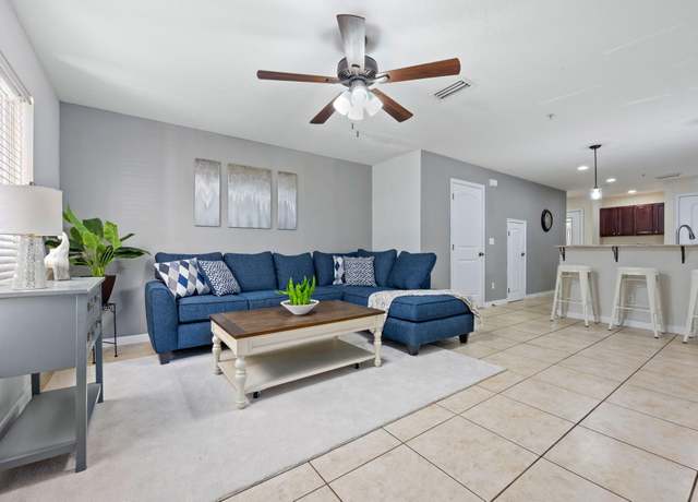 Property at 108 Hawkins Rd Unit E, Fort Walton Beach, FL 32547, 2 beds, 2.5 baths