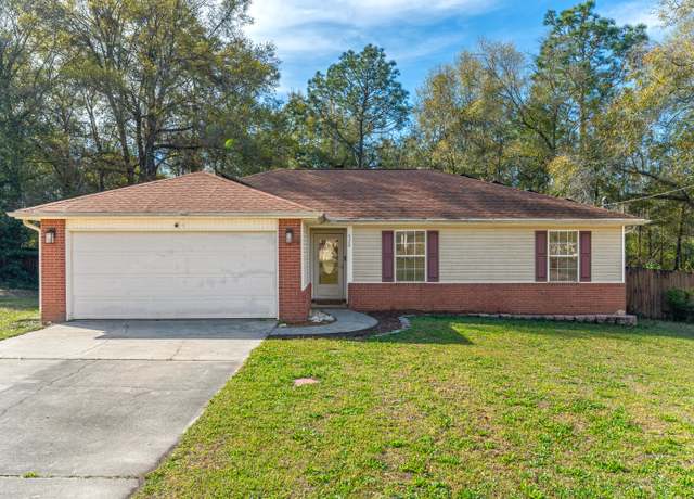 Property at 528 Hyde Park Dr, Crestview, FL 32539, 3 beds, 2 baths